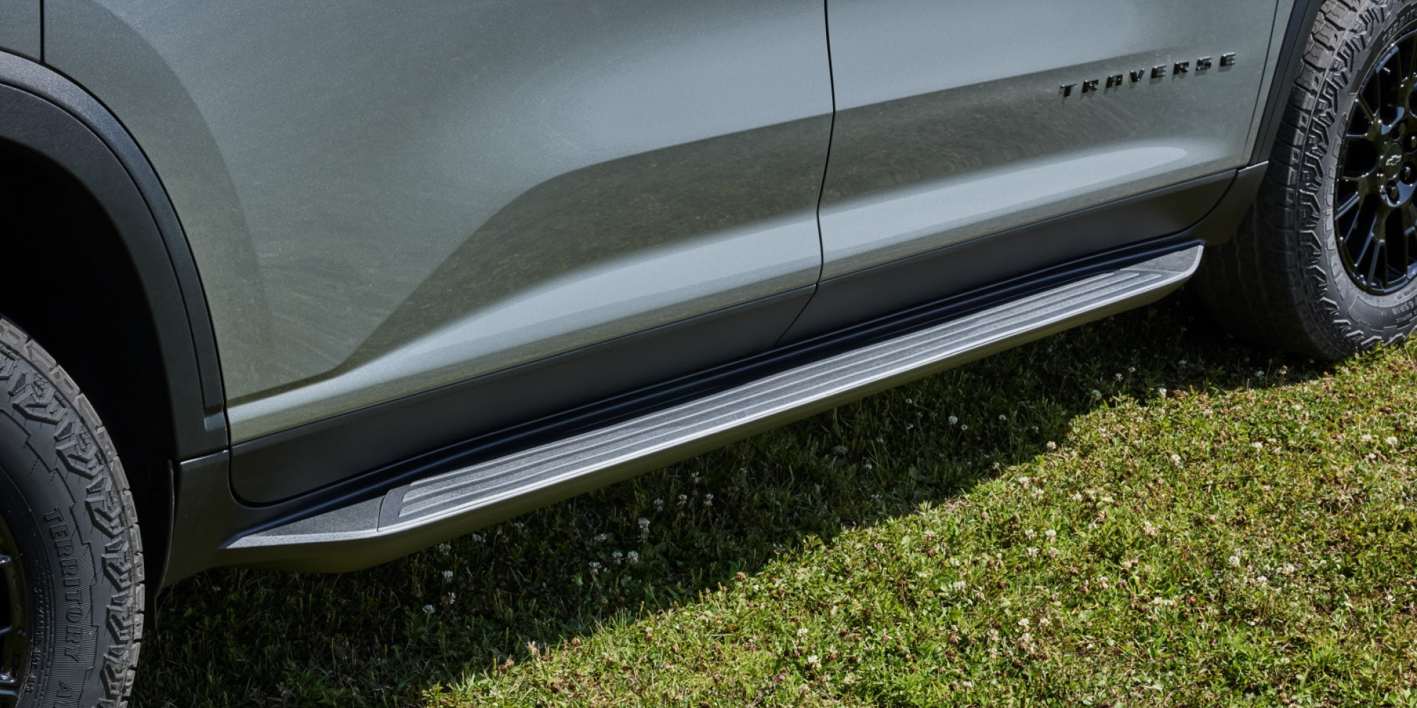 Nueva Traverse 2026, parilla en negro